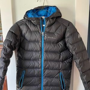 Boys’ Eddie Bauer down jacket
